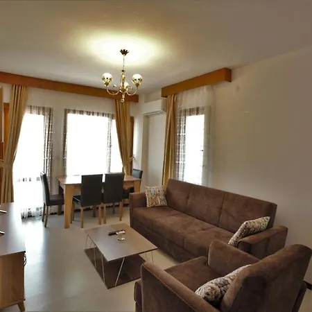 Monna Roza Maxx Apartmán *
